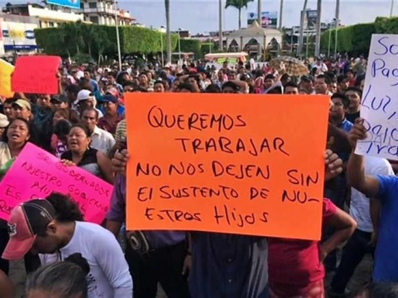 Ambulantes de Tapachula exigen reubicación
