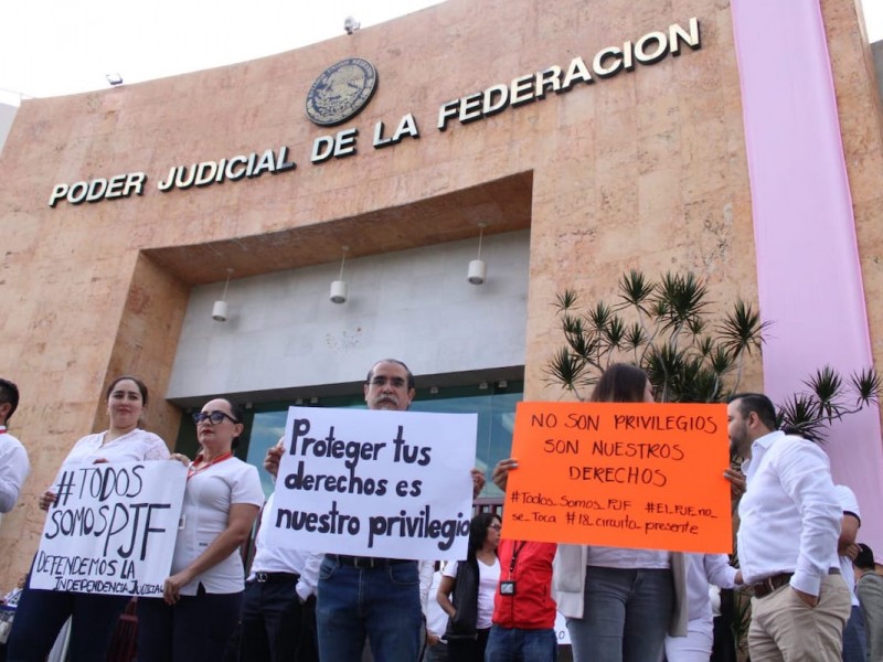 Amenazan trabajadores del PJF con paro nacional