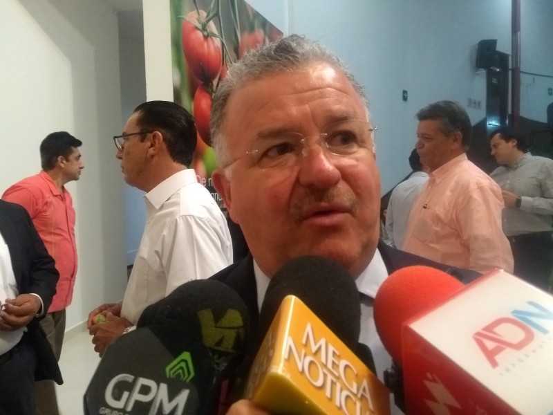 Amenazas de AMLO hacía agricultores son comentarios:Urtuzuástegui