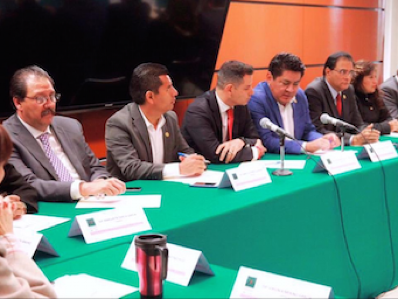 AMH y legisladores gestionan mayor presupuesto para Oaxaca