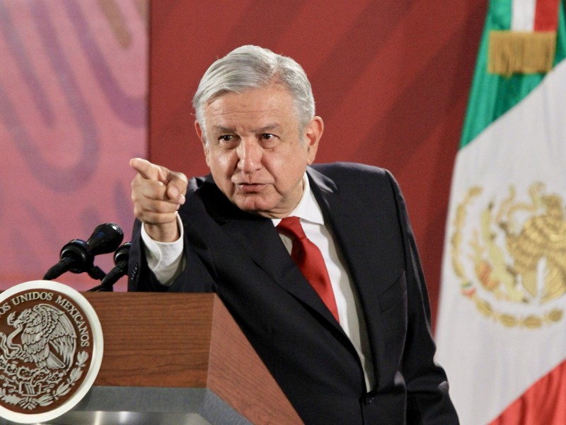 AMLO advierte a empresas sobre subcontratación y evasión