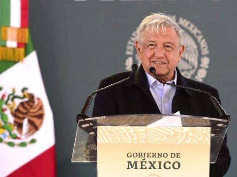 AMLO agradece marcha atrás a leyes neoliberales