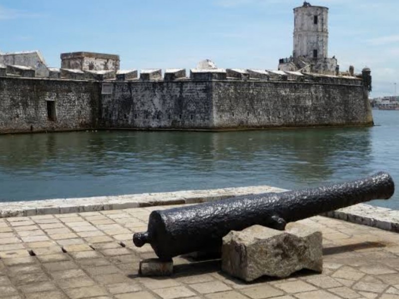 AMLO anuncia restauración de San Juan de Ulúa