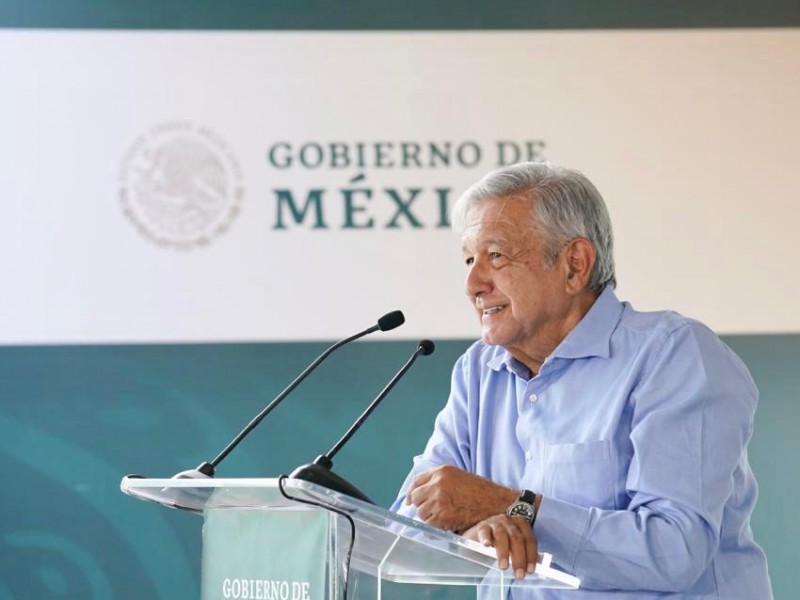 Amlo critica deshonestidad de gobernantes