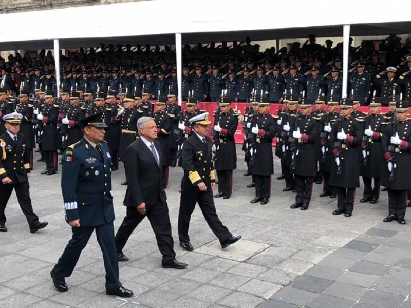 AMLO encabeza  Aniversario de Marcha de Lealtad