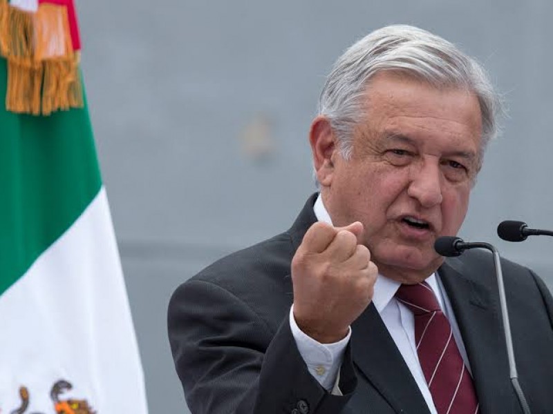 AMLO entregará pensiones y becas desde diciembre