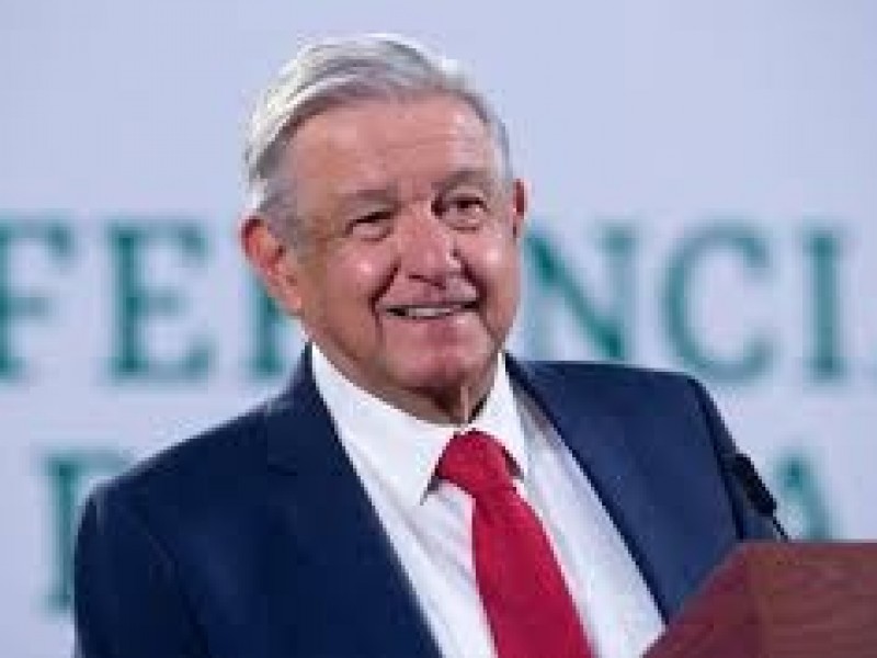 AMLO informó que tiene COVID-19 con síntomas leves