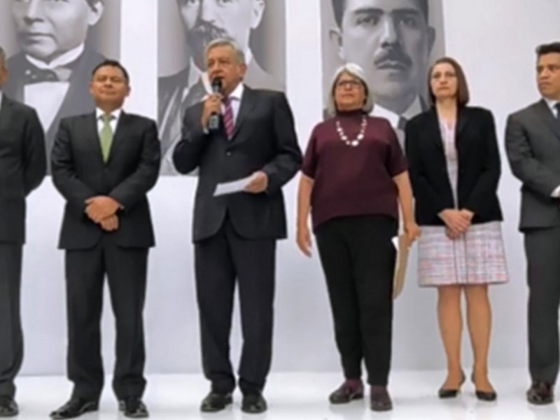 AMLO presenta a quienes ocuparán subsecretarías en Economía