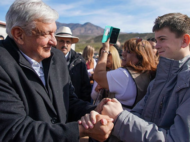 AMLO promete justicia en caso Lebarón