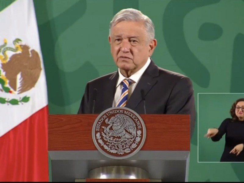 AMLO promueve remover a Carlos Zamarripa de su cargo