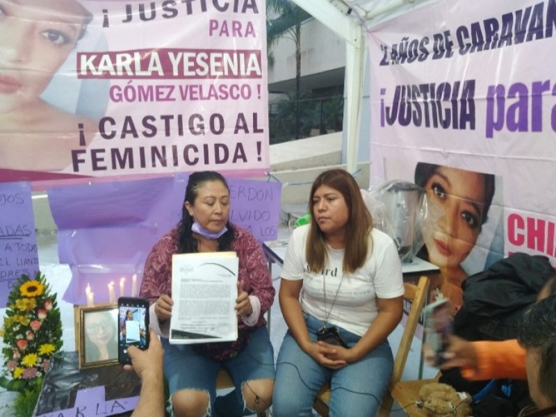 AMLO se reúne con madres de víctimas de feminicidios