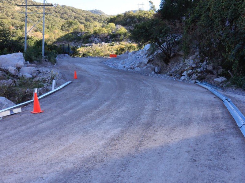 AMLO supervisa avance de la carretera Presa-La Yesca