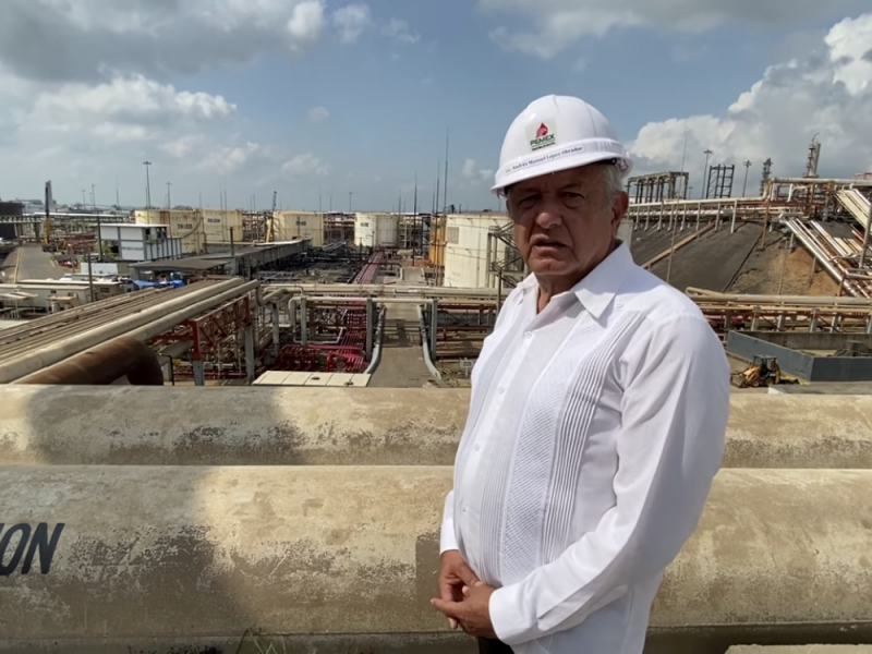 AMLO visita refinería “Lázaro Cárdenas” en Minatitlán