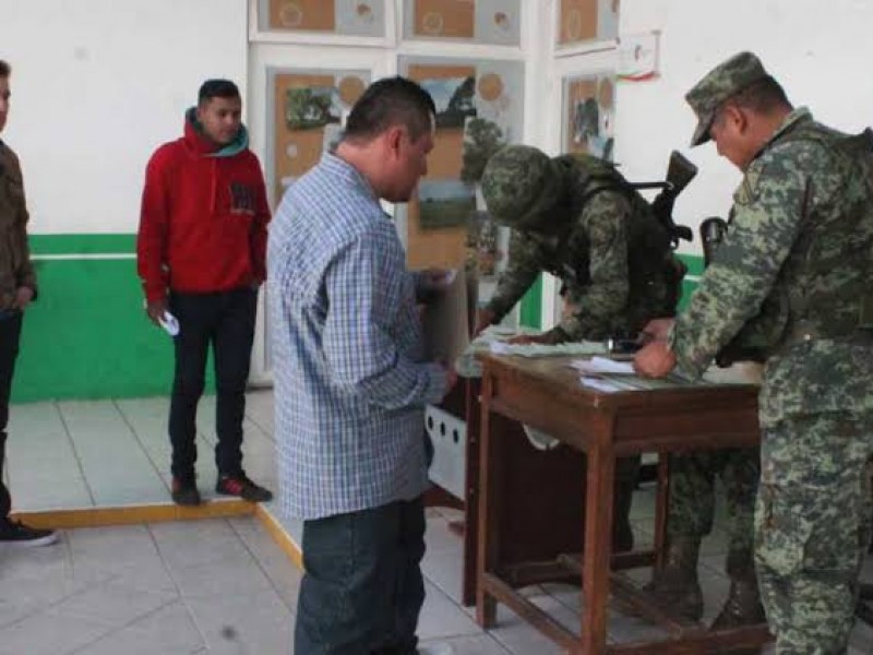 Amplia Sedena período de entrega de cartillas y hoja liberación