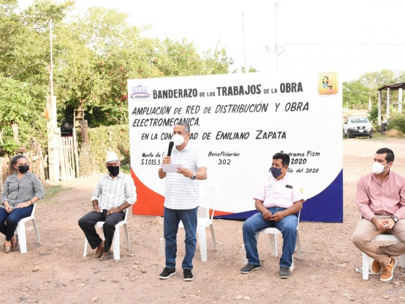 Amplían línea de agua potable en comunidad Emiliano Zapata, Rosario