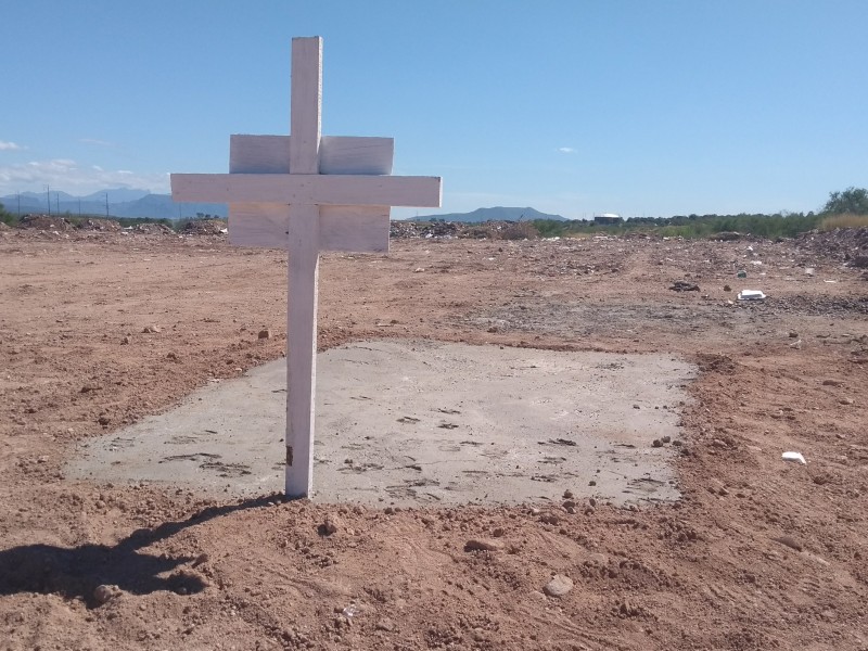 Sepultaban en las calles del panteón en Navojoa