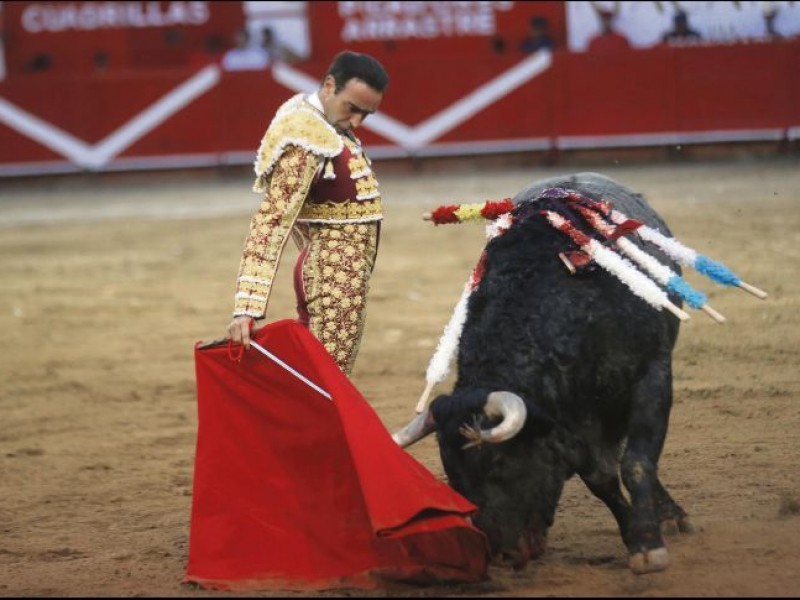 Analiza congreso de Chiapas abolir corridas de toros