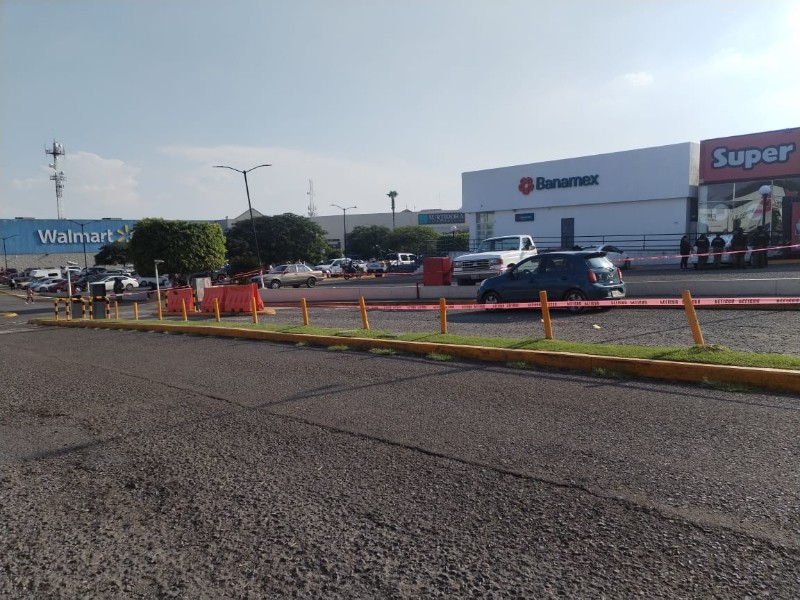 Analizan cámaras para identificar a causantes y víctima en balacera