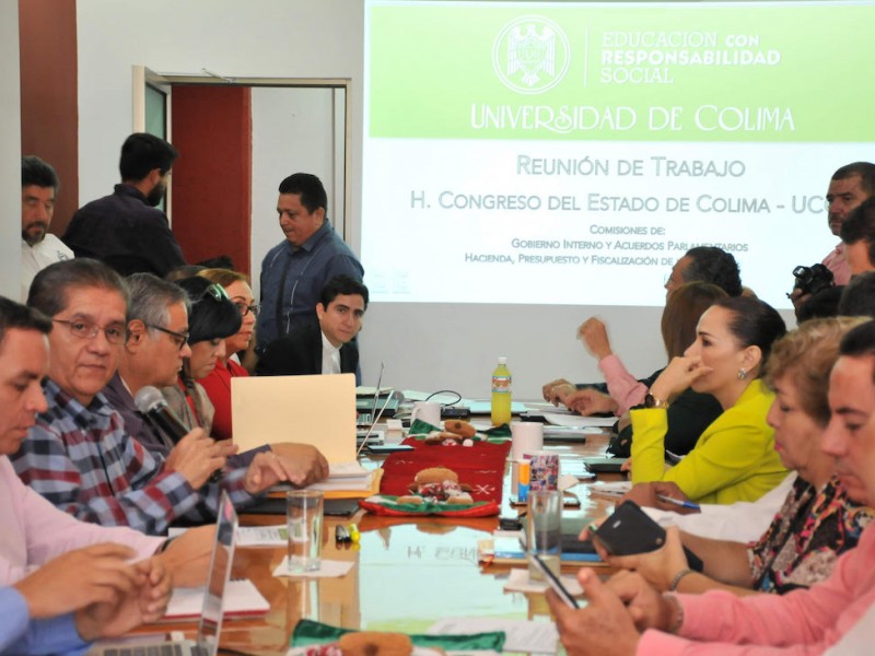 Analizan presupuesto de la Universidad de Colima