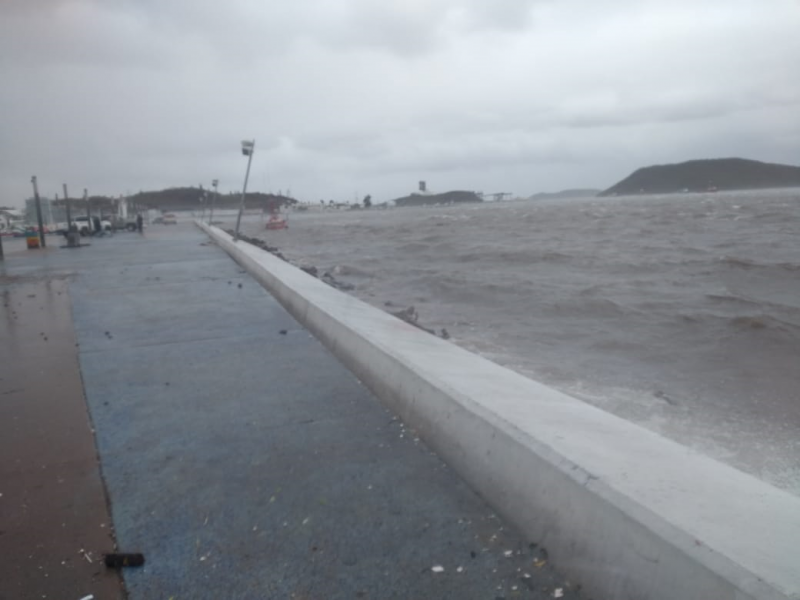 Analizan proyecto de Malecón Turístico tras daños