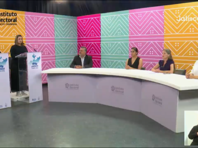 Ante ausencia de candidatos, suspenden debate por Tlajomulco