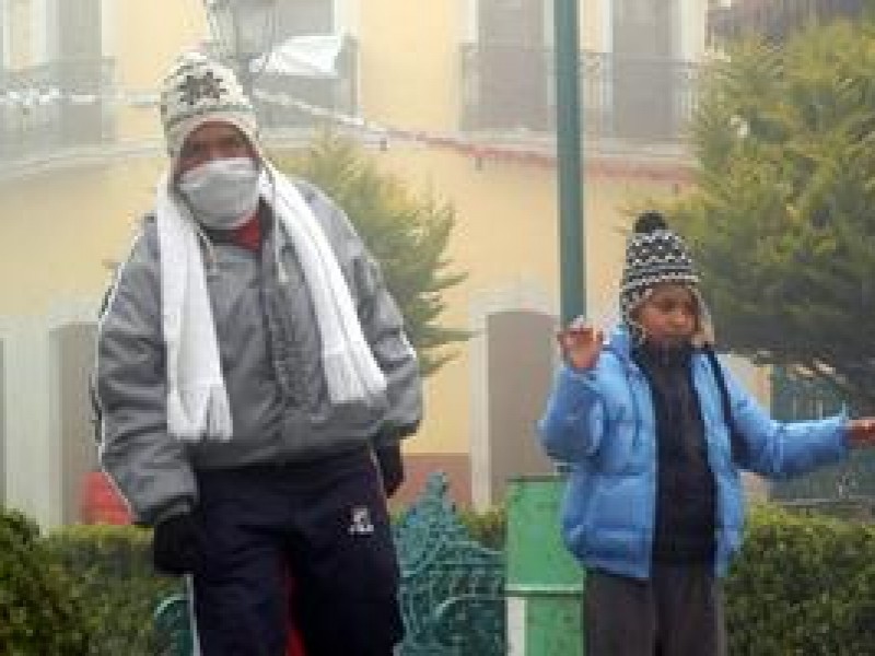 Ante bajas temperaturas piden reforzar cuidados