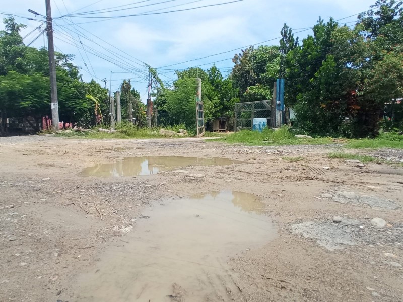 Ante ciclones y huracanes, tuxpeños se preparan