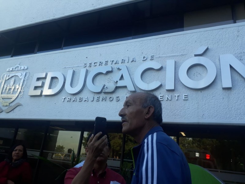 Ante conflicto en UPN docente inicia huelga dehambre