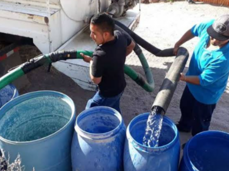 Ante contingencia Sapal provee de agua a asentamientos irregulares
