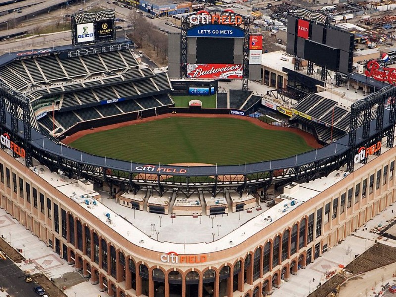 Ante disminución Covid-19, Nueva York reabrirá estadios