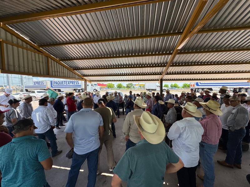 Ante la falta de respuesta, productores amenazan con huelga de hambre