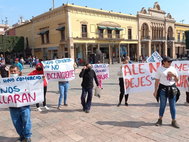 Ante negativa de municipio, comerciantes de León I, agotarán instancias.