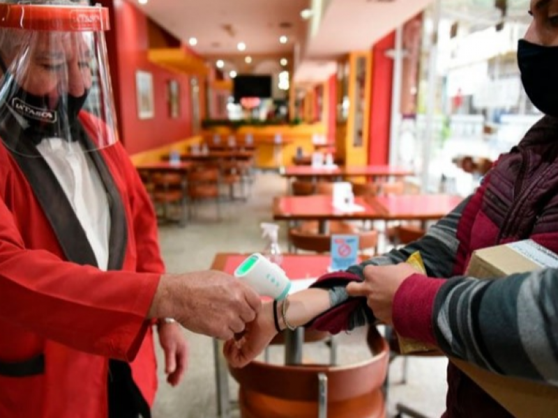 Ante pérdidas económicas por pandemia, restauranteros buscan reactivar su economía