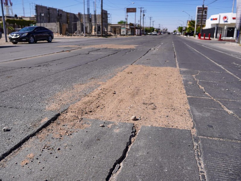 Anuncia alcalde nuevo pavimento para la calle 2da