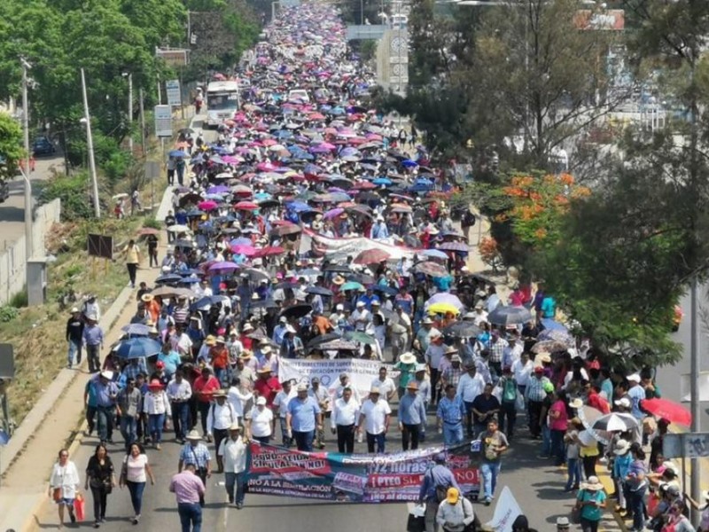 Anuncia SNTE dos marchas durante marzo en Oaxaca