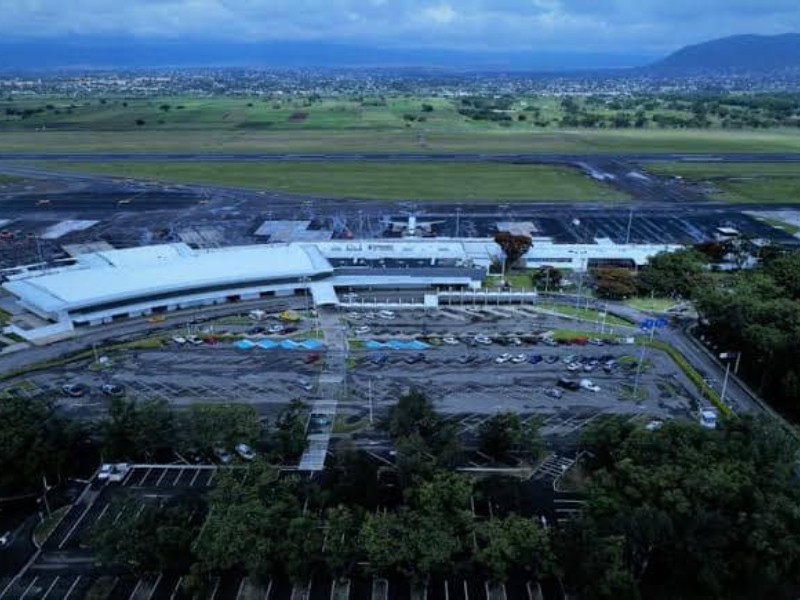 Anuncian ampliación del aeropuerto de Oaxaca, ¿resulta estrategia turística?