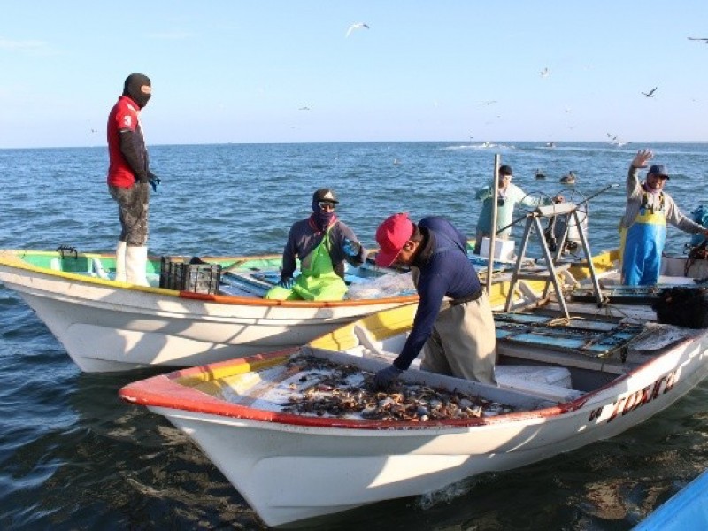 Anuncian apoyo a pescadores en navolato para programa de vigilancia
