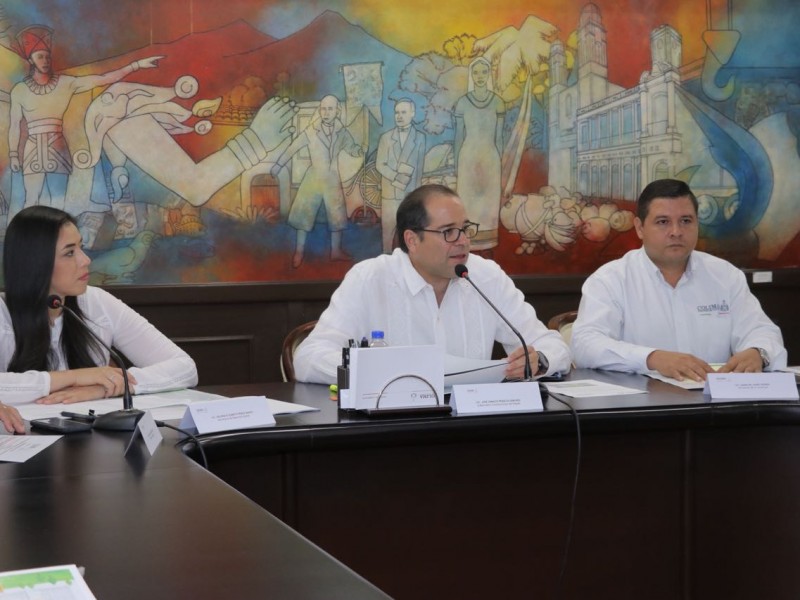 Anuncian becas para estudiantes de zona rural