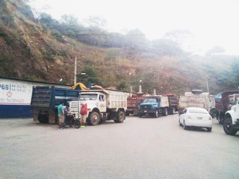 Anuncian bloqueo en Mezcalapa.