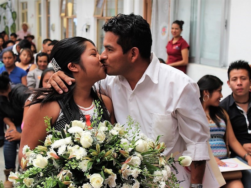 Anuncian bodas colectivas en Salina Cruz