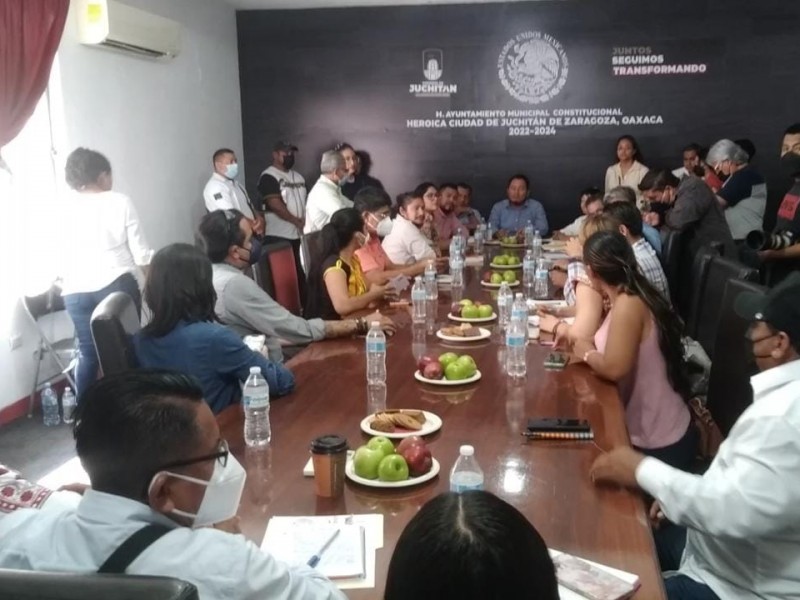 Anuncian continuidad de reconstrucción en Juchitán