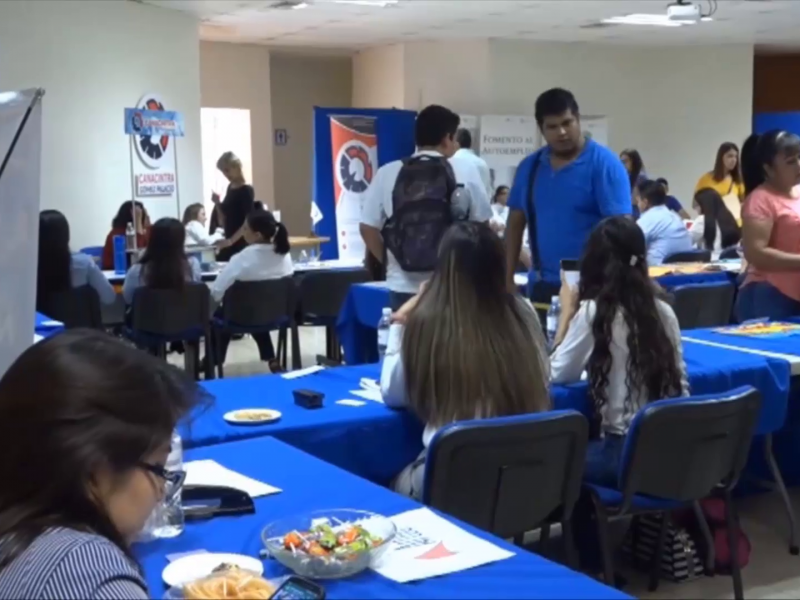 Anuncian foro de egresados de universidades de La Laguna