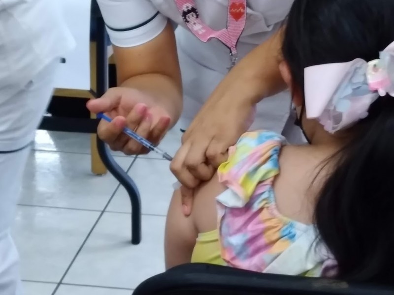 Anuncian jornada de vacunación para menores en 3 municipios