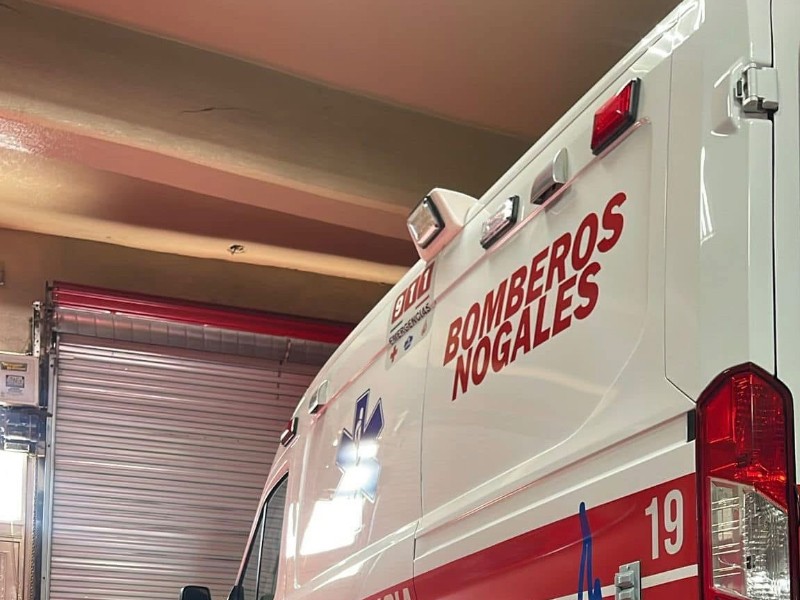 Apagan incendio en Lomas de Anza