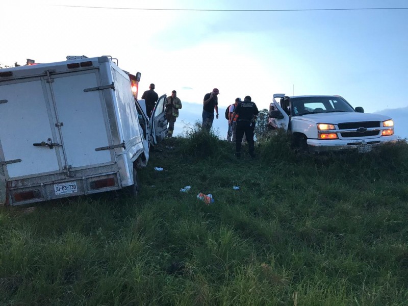 Aparatoso accidente en carretera libre a Jalostotitlán