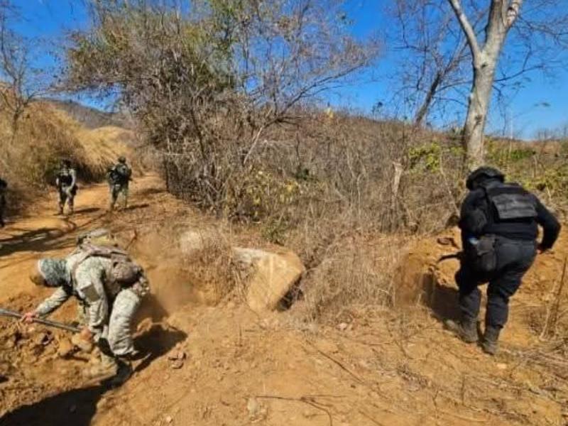 Apatzingán enfrenta riesgo por minas explosivas; Gobierno descarta crisis humanitaria