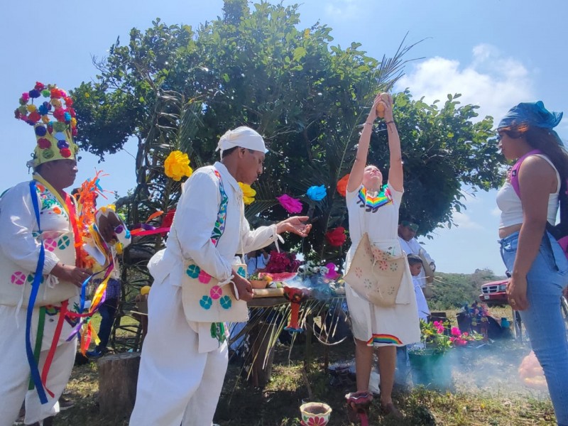 Aperturan ciclo agrícola con una ceremonia en Tumilco