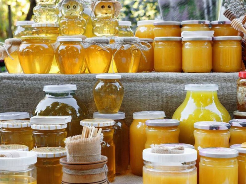 Apicultores advierten sobre la venta de miel adulterada