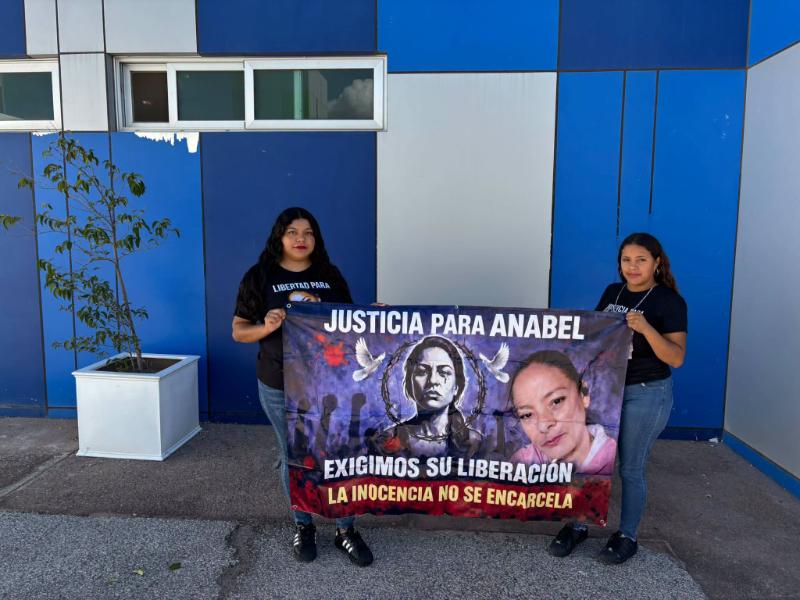 Aplazan audiencia de Anabel 