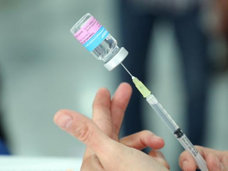 Logran meta de vacunación en IMSS UF4